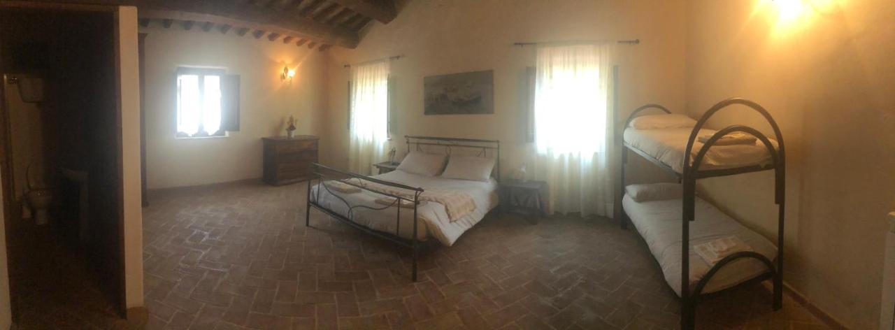 Agriturismo Il Covo Del Solengo Valtopina Eksteriør billede