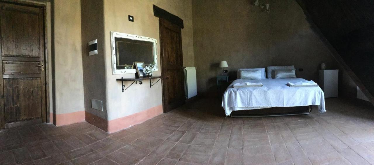 Agriturismo Il Covo Del Solengo Valtopina Eksteriør billede