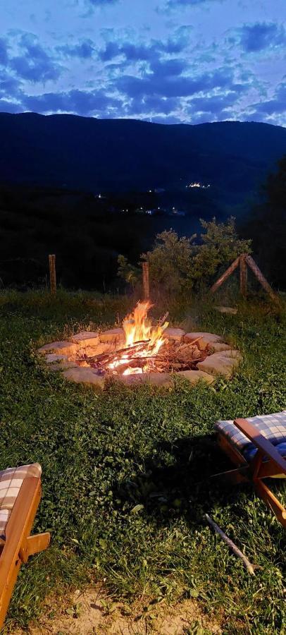 Agriturismo Il Covo Del Solengo Valtopina Eksteriør billede