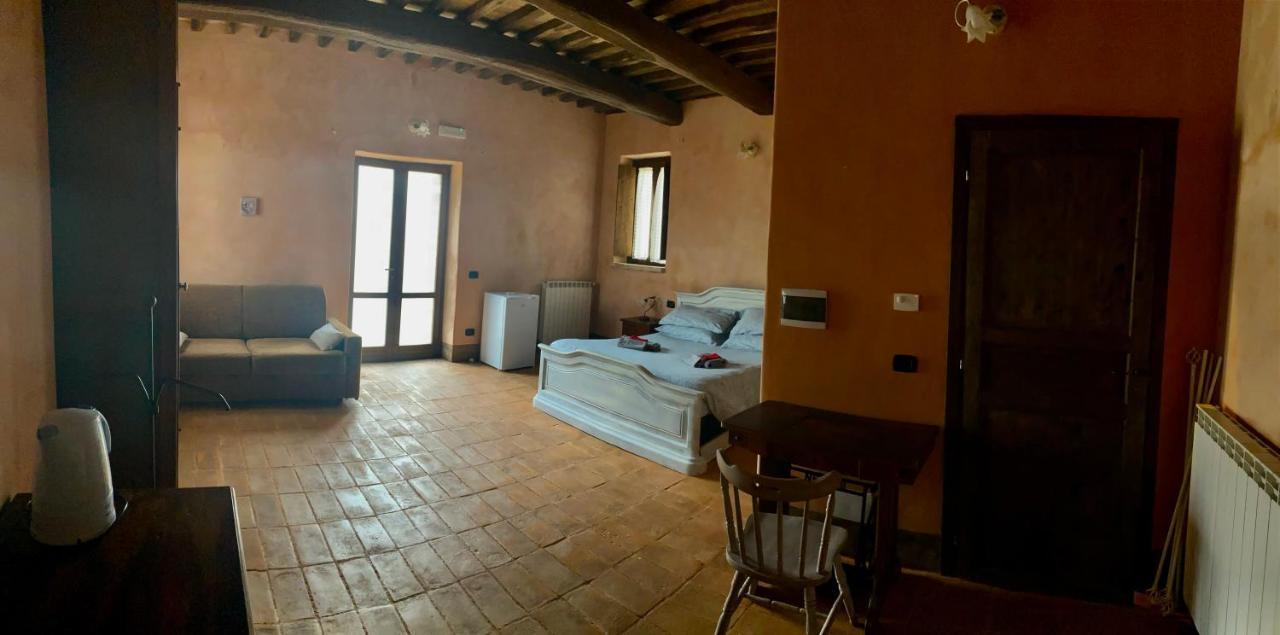 Agriturismo Il Covo Del Solengo Valtopina Eksteriør billede