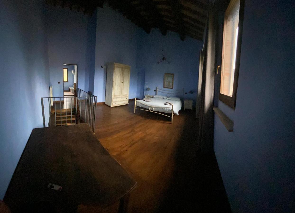 Agriturismo Il Covo Del Solengo Valtopina Eksteriør billede