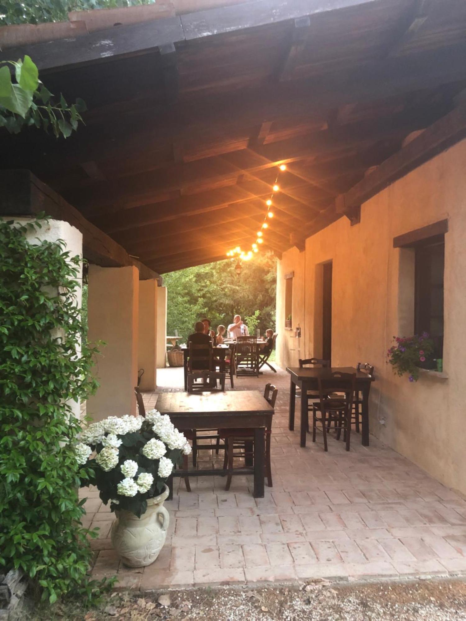 Agriturismo Il Covo Del Solengo Valtopina Eksteriør billede